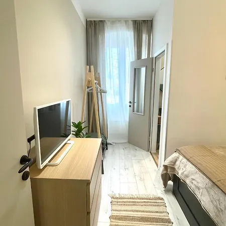 Storia Parentina Center *