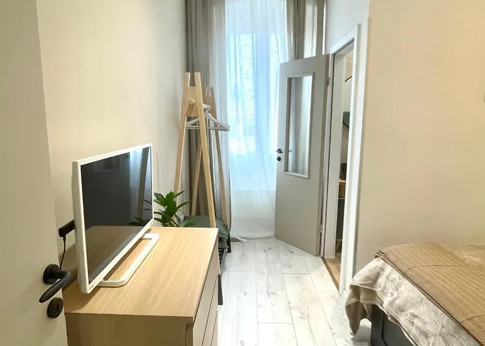 Storia Parentina Center *