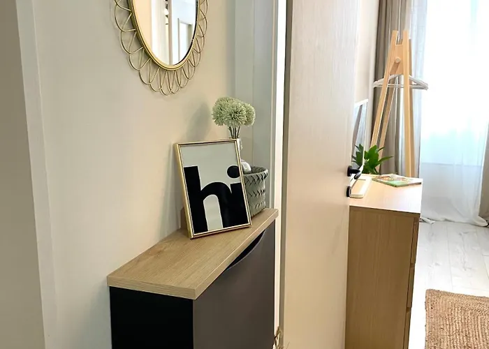 Storia Parentina Center * بوريتش